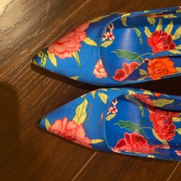 Aldo Blue Floral Satin Shoes - Picture 4 of 4